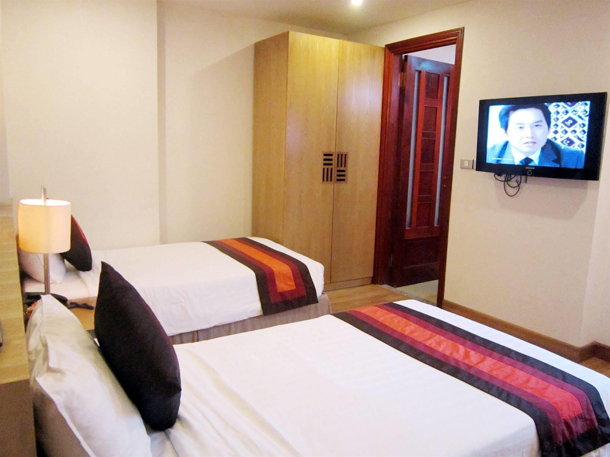 Hanoi A1 Hotel Bagian luar foto